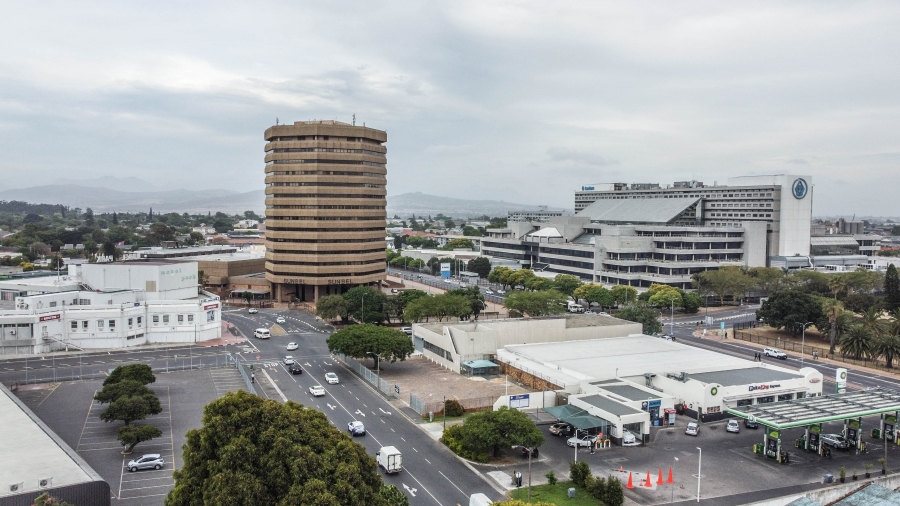 Commercial Property for Sale in Kempenville Western Cape